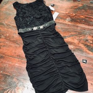 Rickie Freeman for Teri John Ribbon Ruched Dress